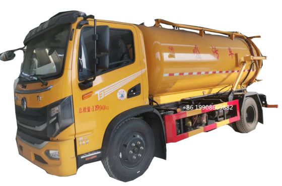 Camion d'aspiration d'eaux usées Dongfeng 4x2, conducteur 8000L, avec pompe à vide pour aspirer les eaux usées, camion-citerne de vidange à vide
